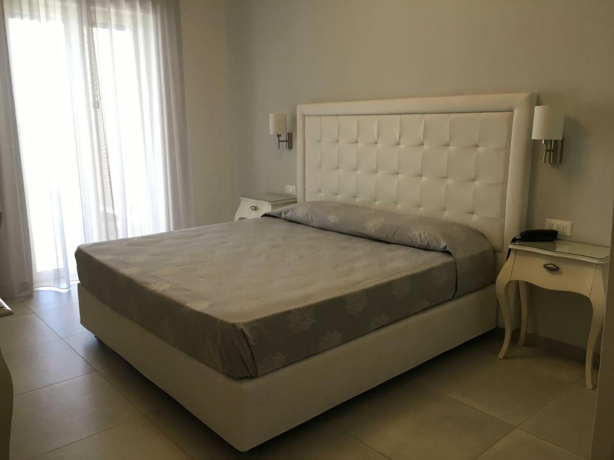 Hotel Puglia Garden Vieste Exterior photo